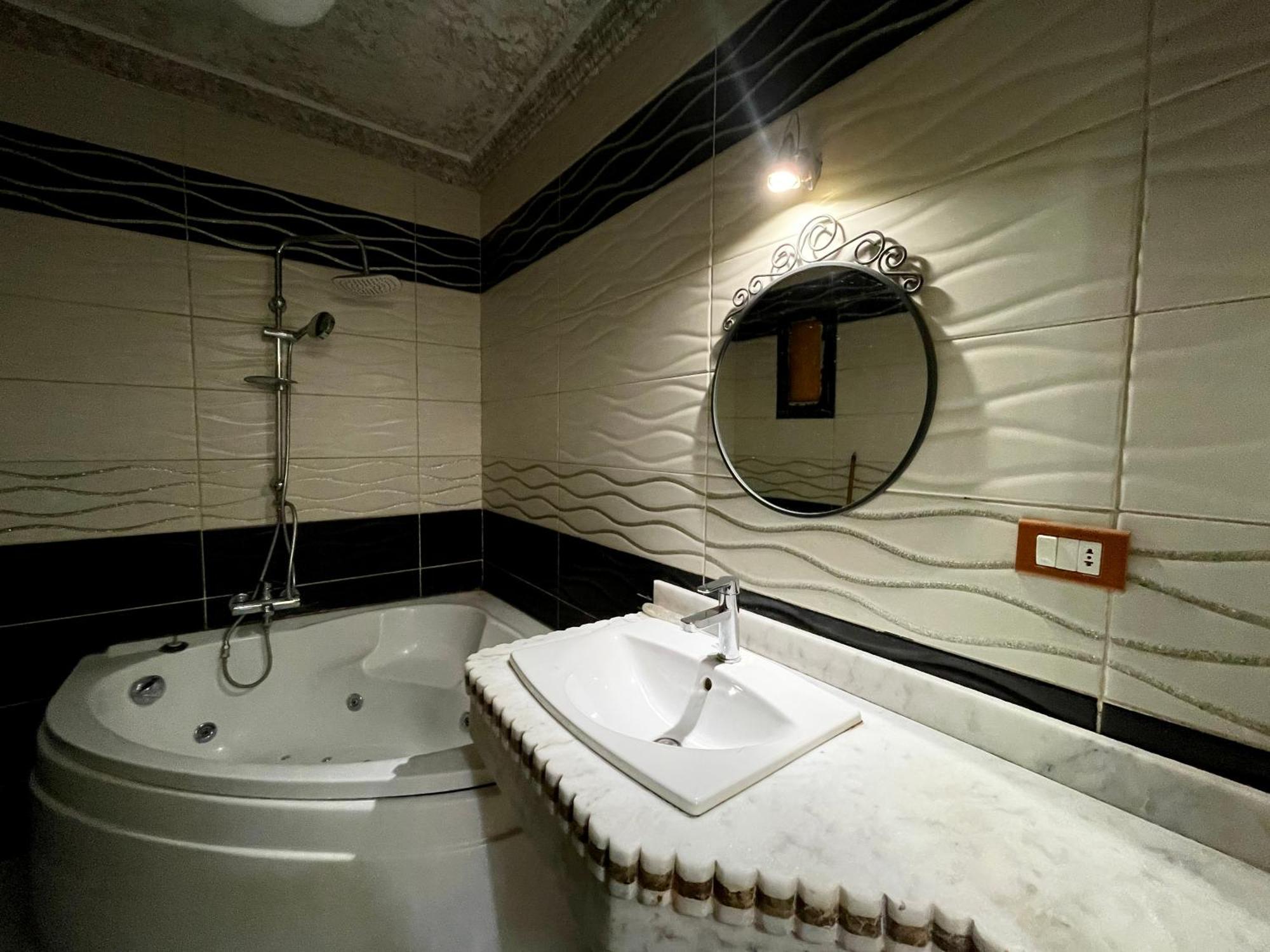 Apartment Cozy 2br - Retreat In Degla Maadi *